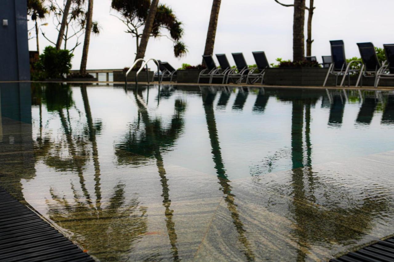 Earl'S Regent Negombo Otel Dış mekan fotoğraf