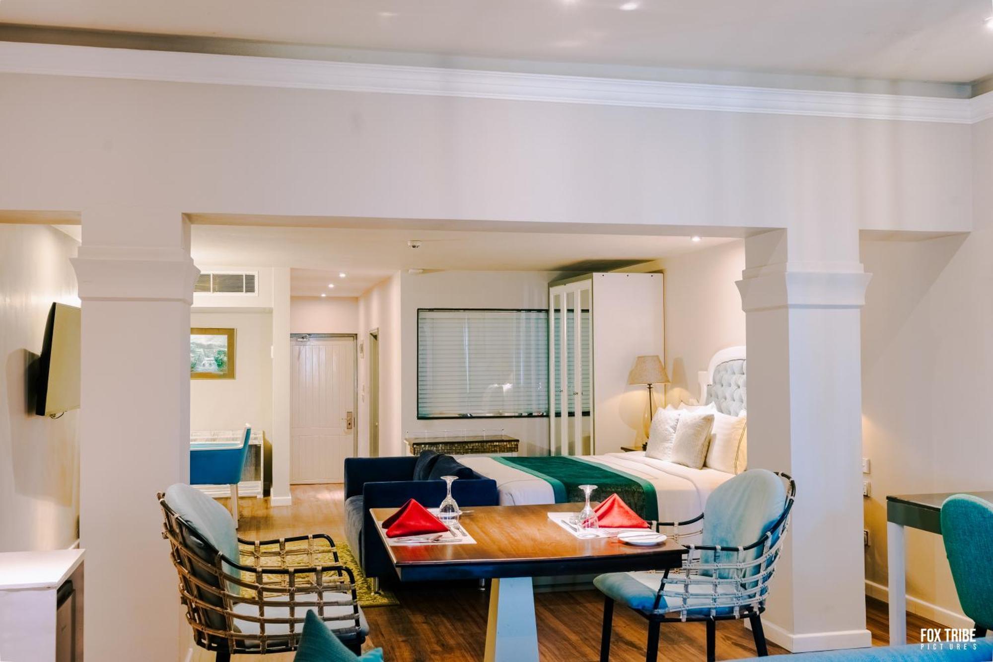 Earl'S Regent Negombo Otel Dış mekan fotoğraf
