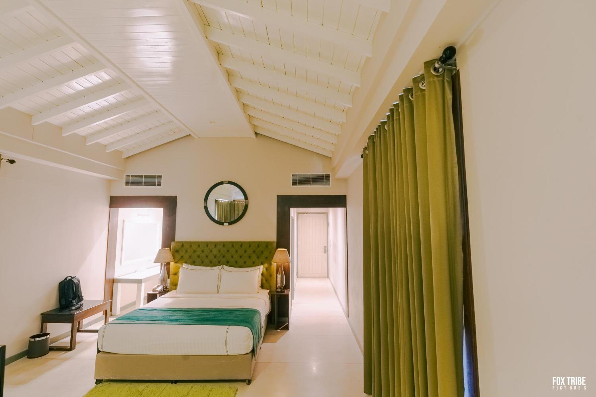 Earl'S Regent Negombo Otel Dış mekan fotoğraf