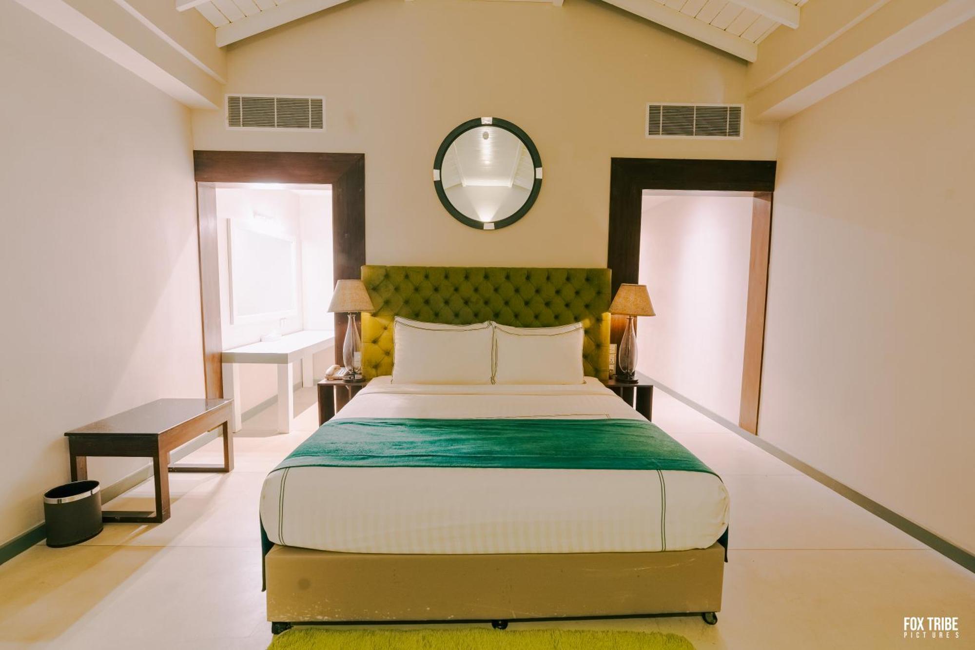Earl'S Regent Negombo Otel Dış mekan fotoğraf