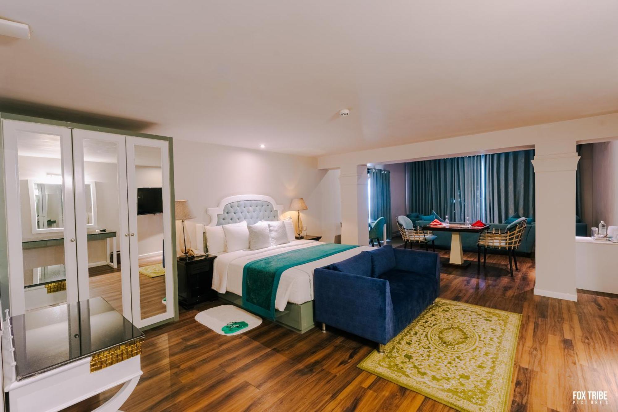 Earl'S Regent Negombo Otel Dış mekan fotoğraf