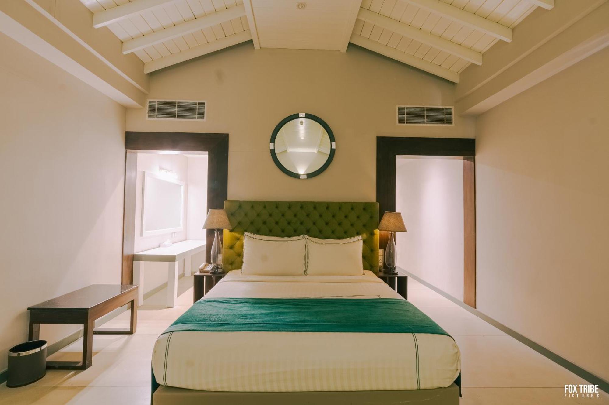 Earl'S Regent Negombo Otel Dış mekan fotoğraf