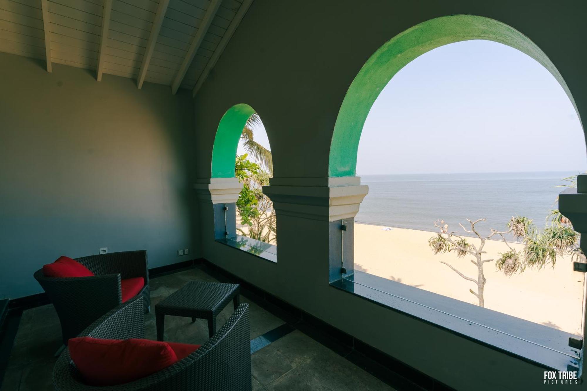 Earl'S Regent Negombo Otel Dış mekan fotoğraf