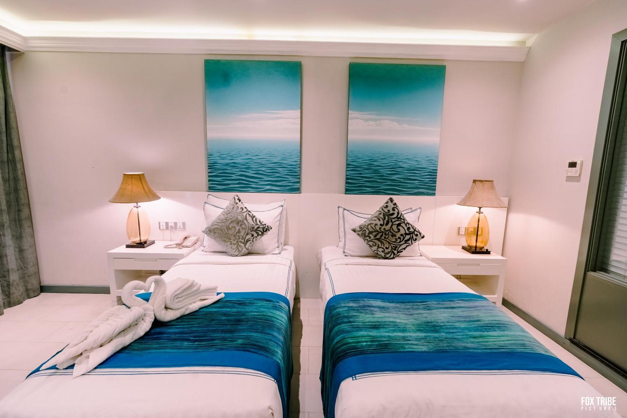 Earl'S Regent Negombo Otel Dış mekan fotoğraf